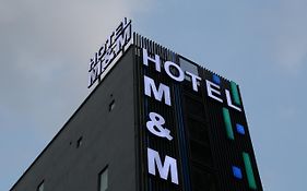 M&M Hotel